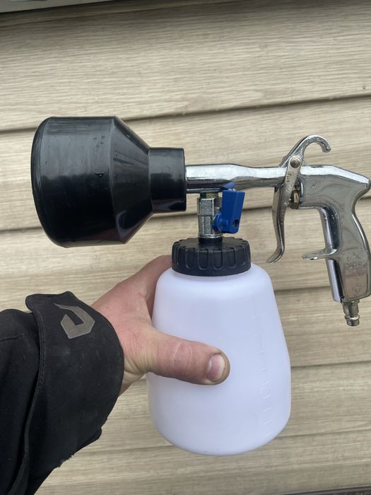 Піногенератор. Хімчистка салону.