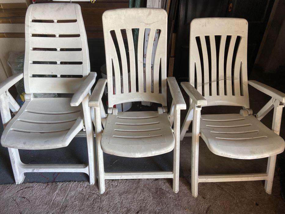 Plastikowe białe ogrodowe krzesla 3 szt.