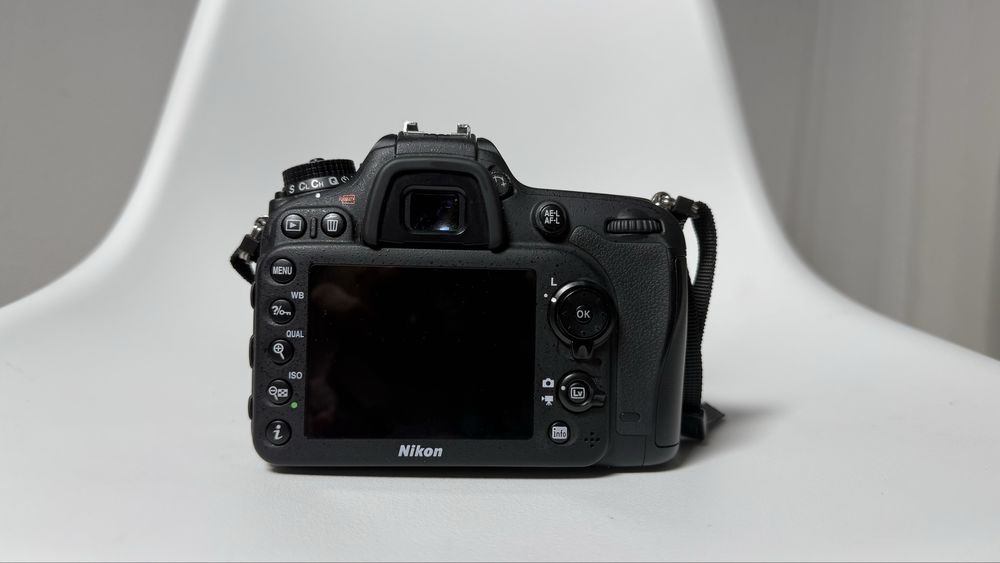 Фотоапарат Nikon D-7200