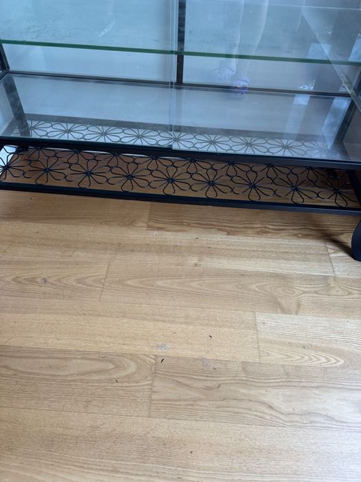 Barek szklany na alkohol szafka szklana witryna