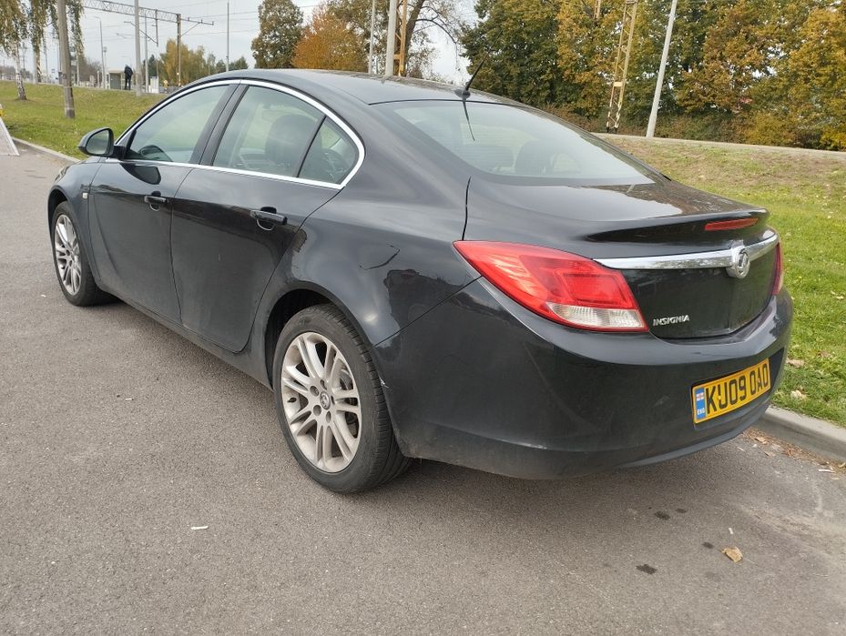 Opel Insignia 1.8 B Anglik