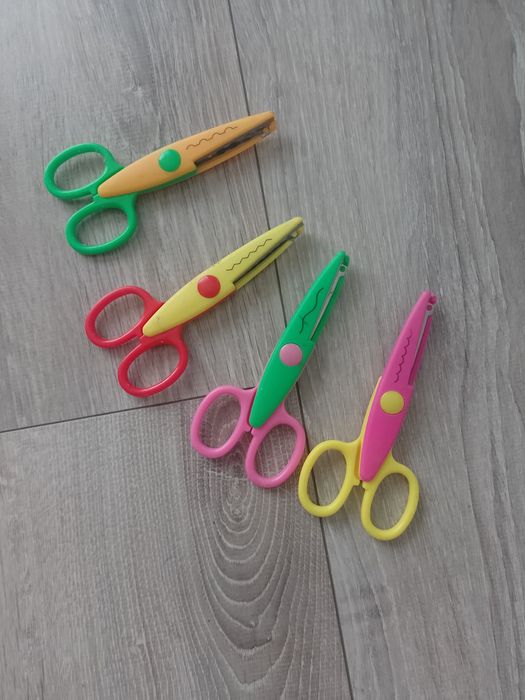 Nożyczki do wycinania ozdobne