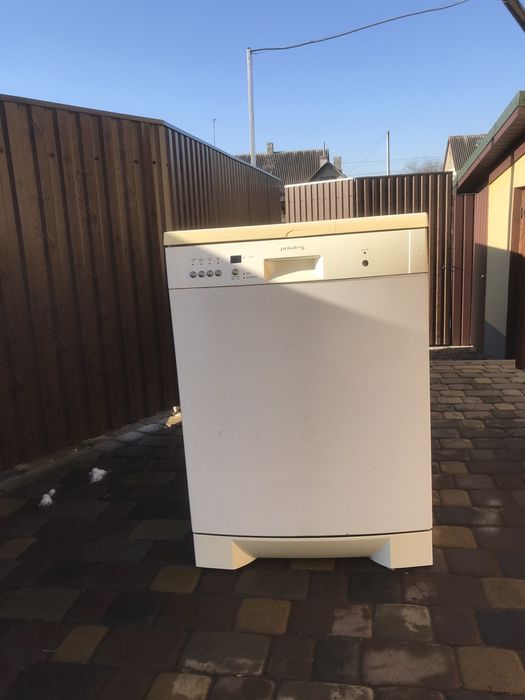 Продам посудомийку в неробочому стані