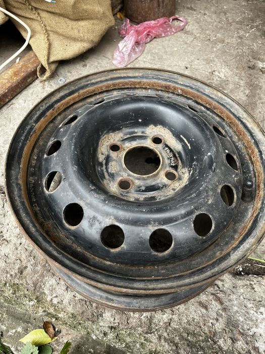 Диски автомобільні б/у