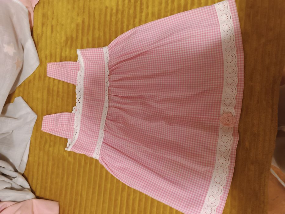 Vestido lindo feito por costureira