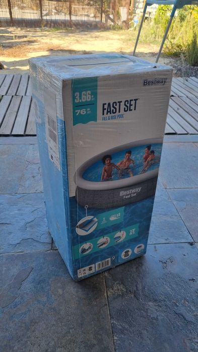 Piscina Insuflável BESTWAY (366x76cm) selada