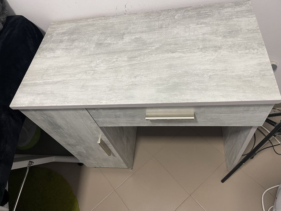 Туалетний столик