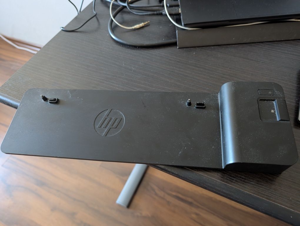 Laptop HP 840 G3/SIM/W10 Pro/CPU i5 6 gen/12 GB ram/128 GB M2/1TB HDD