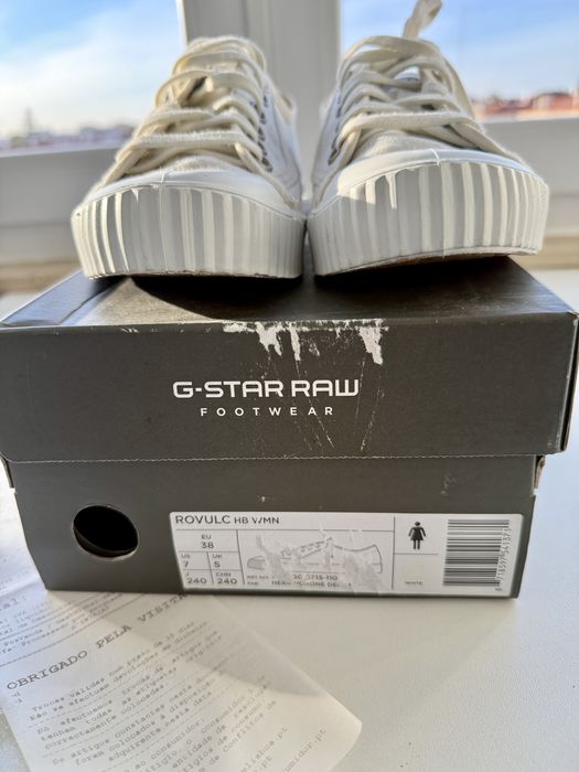 Tenis sapatos em sarja da Raw