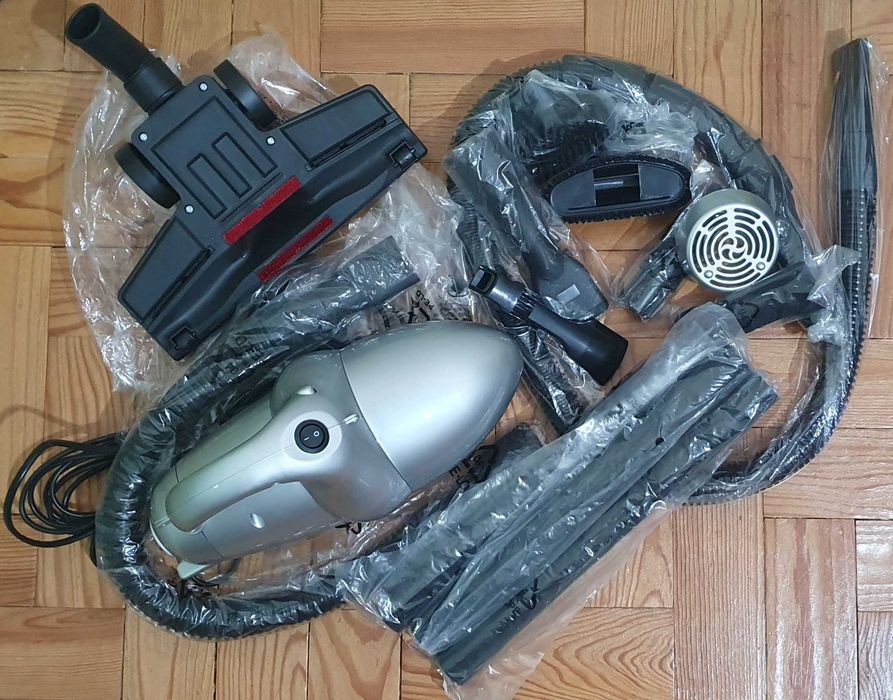 Aspirador / Soprador novo, na caixa