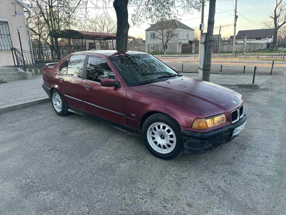 BMW 3 e36 2.0 бензин плита