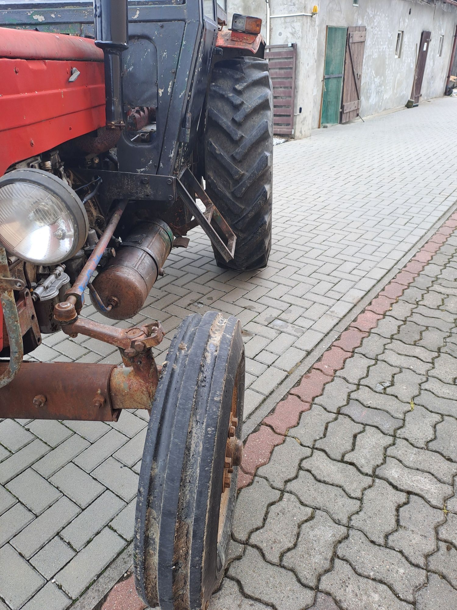 Ciągnik c-360, zarejestrowany, opłacony sprawny