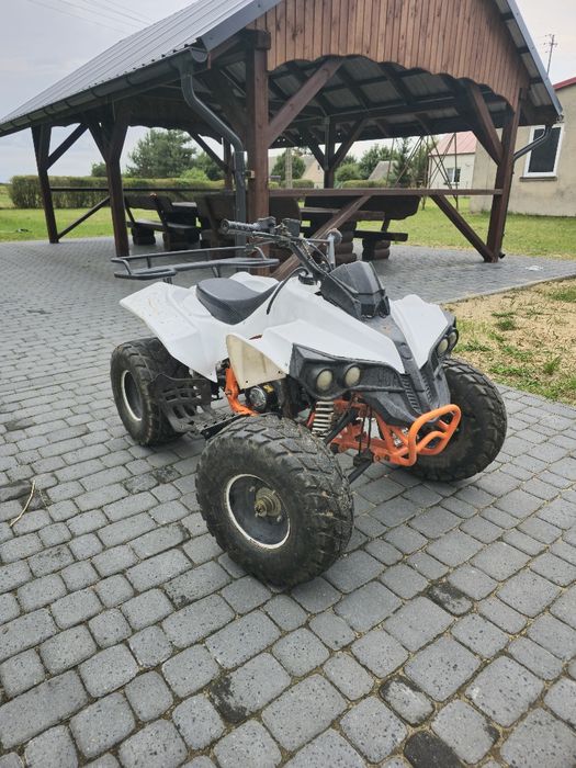 Quad 125 adventure największą rama