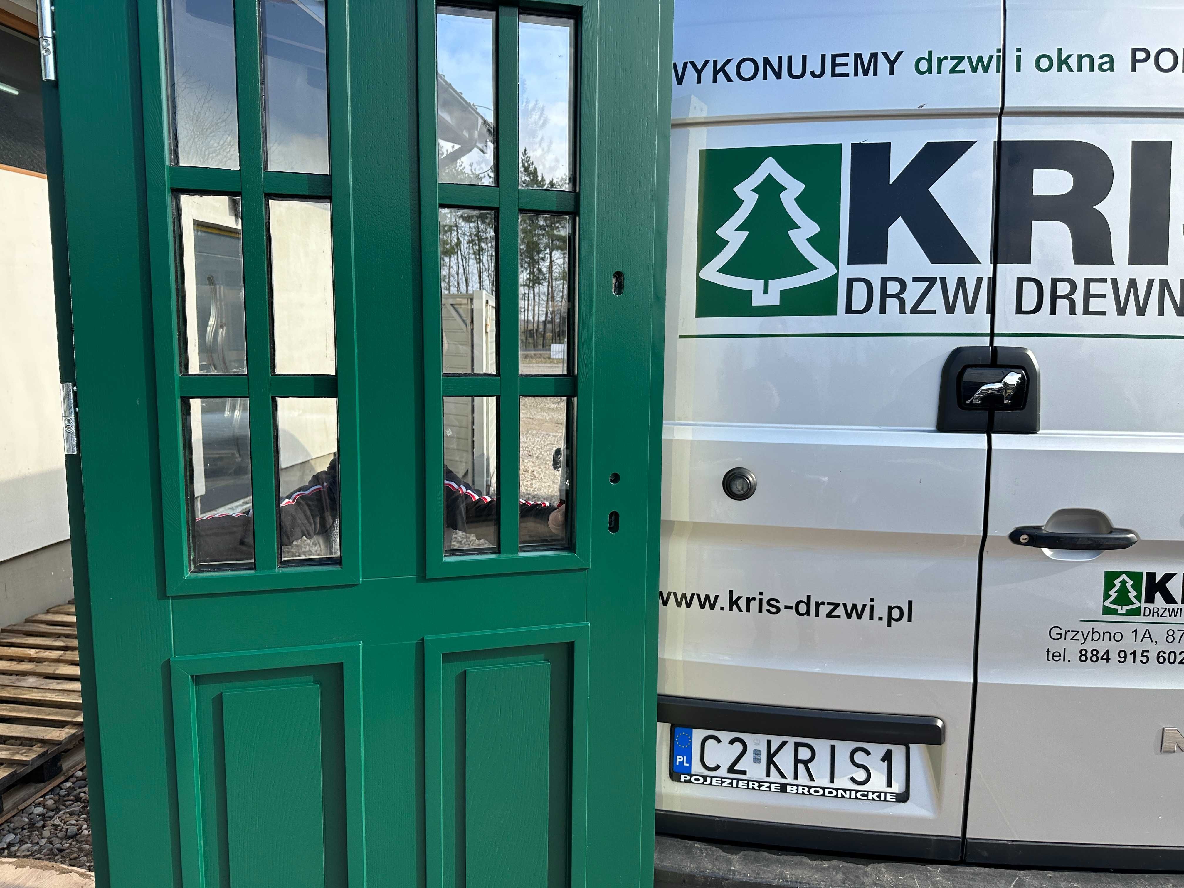 Drzwi zewnętrzne drewniane Angielskie zielone 6005