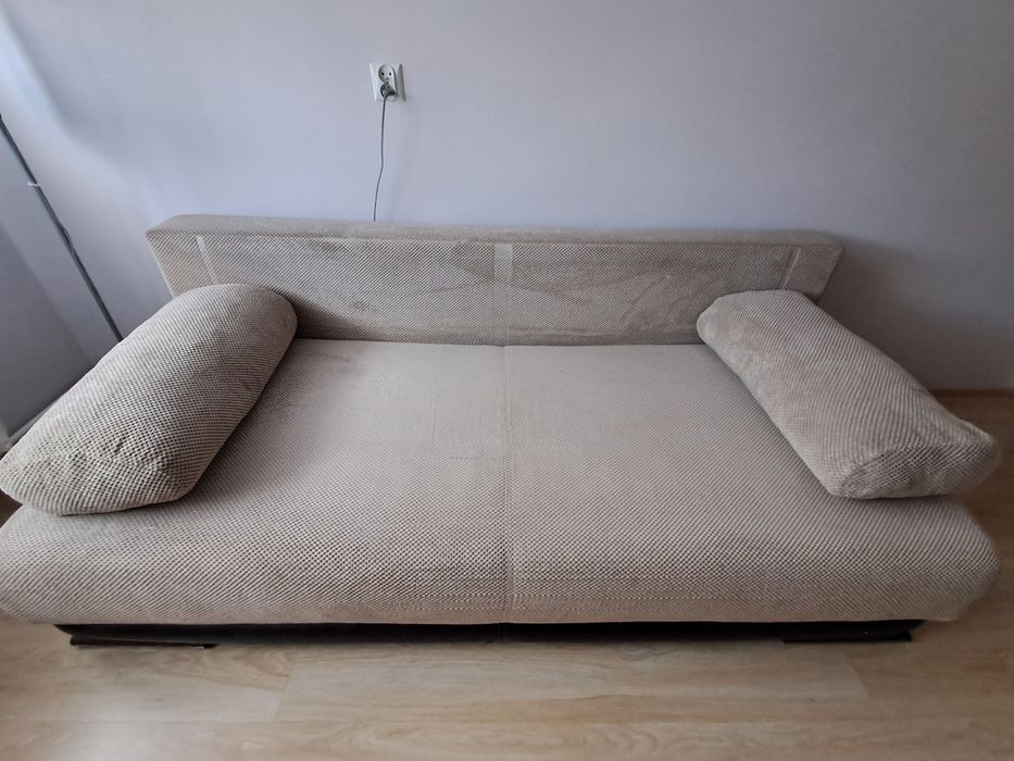 Sofa z funkcją spania.