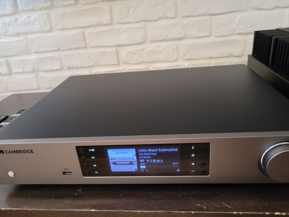 Cambridge audio cxn 2 v2