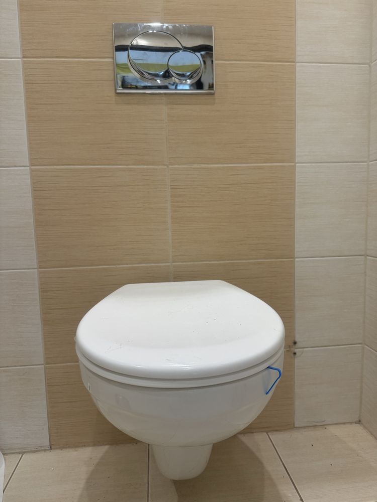 Miska wc + przycisk