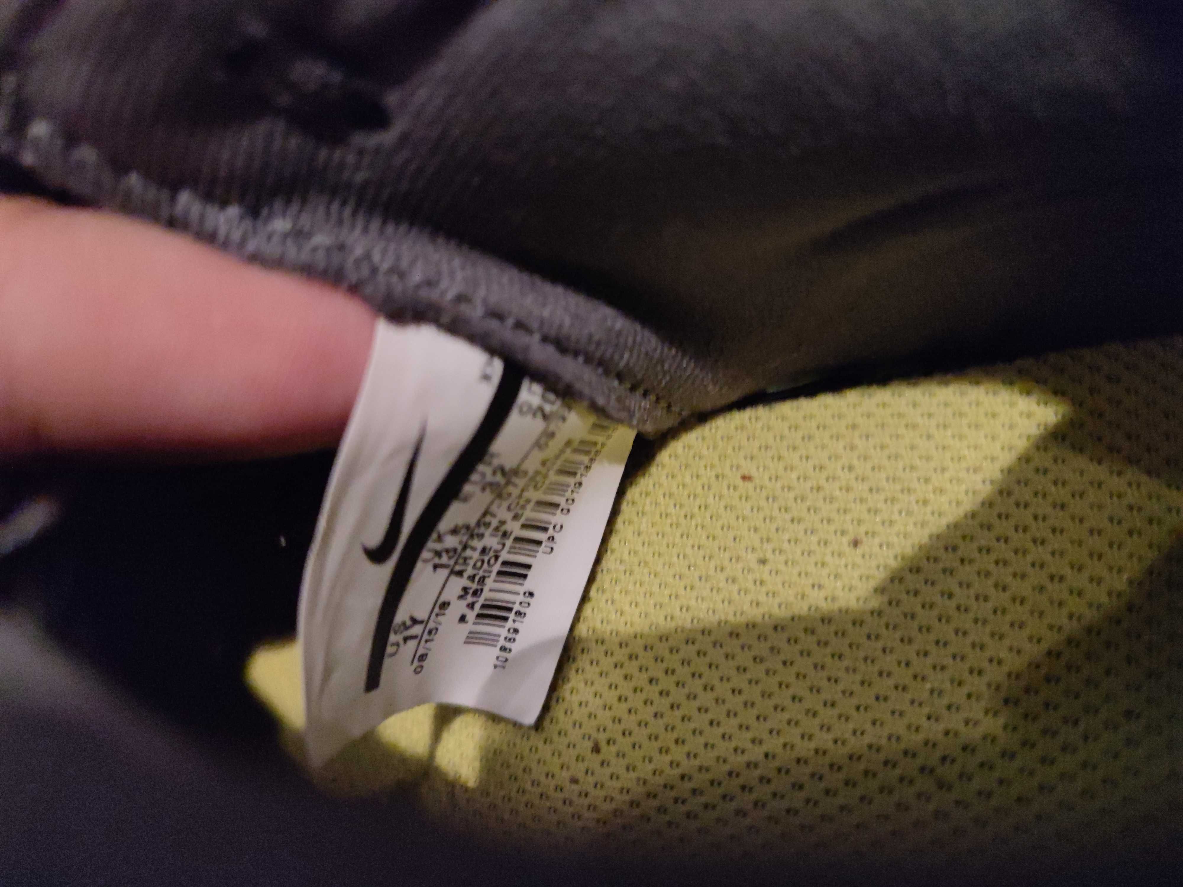 Buty piłkarskie Nike rozm 32