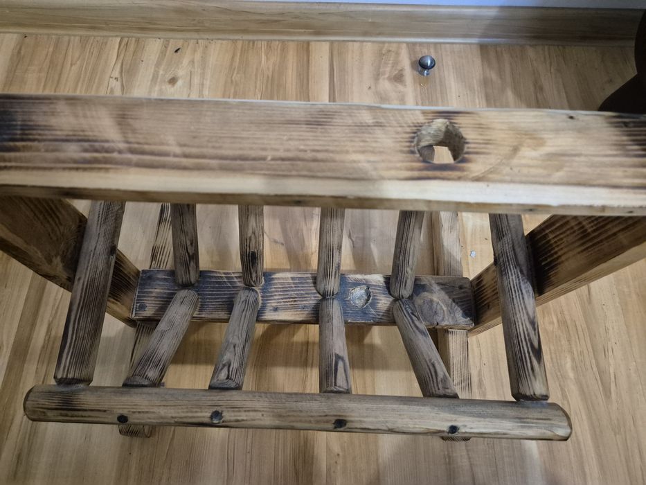 Stajnia/stojak dla hobby horsa z drewna