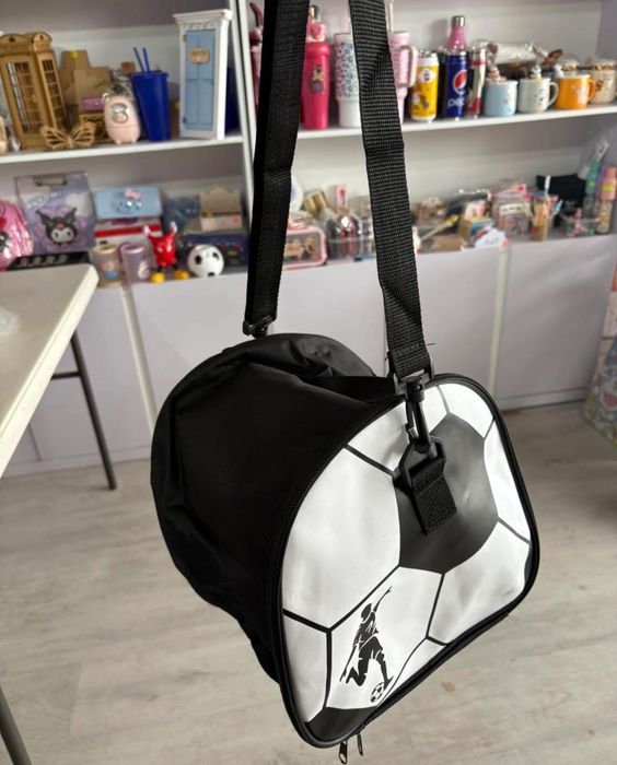 Дитячий подарунок для футболіста набір футбол