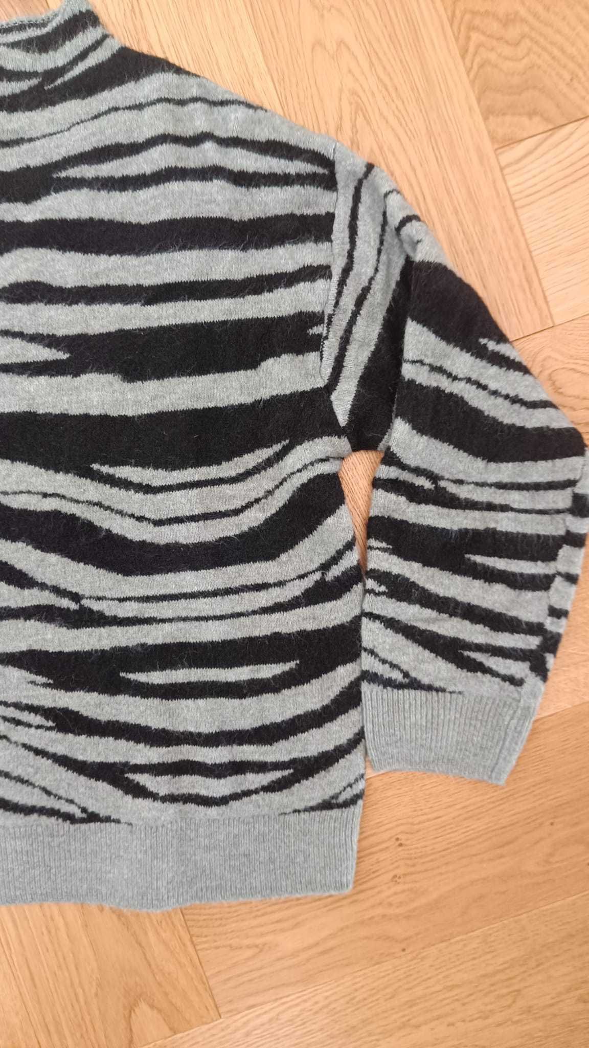 Nowy sweter damski L 44 46 zebra tygrys