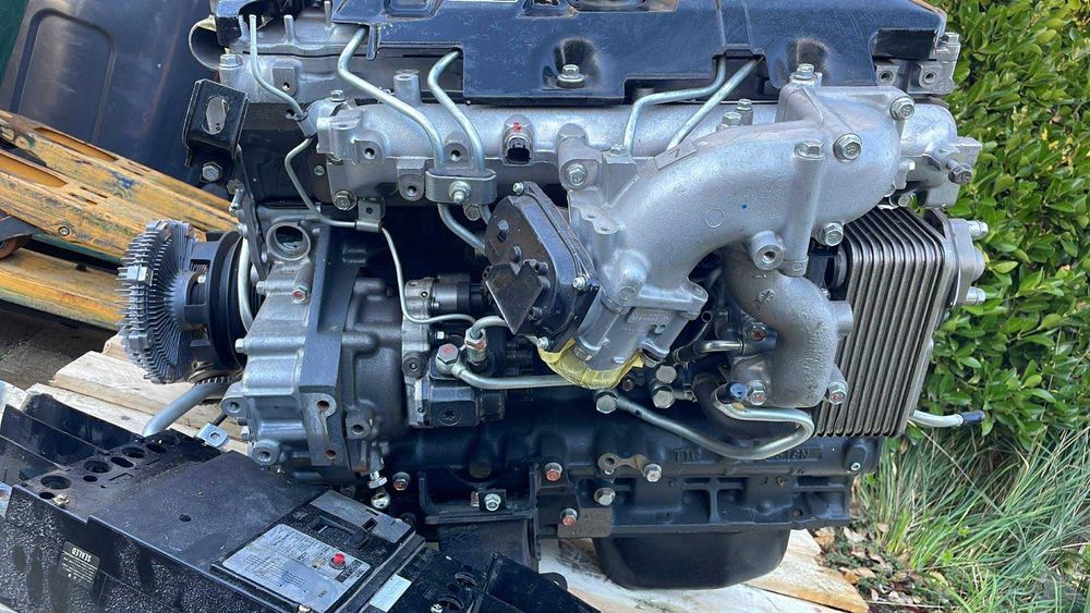Silnik mitsubishi Fuso Canter nowy