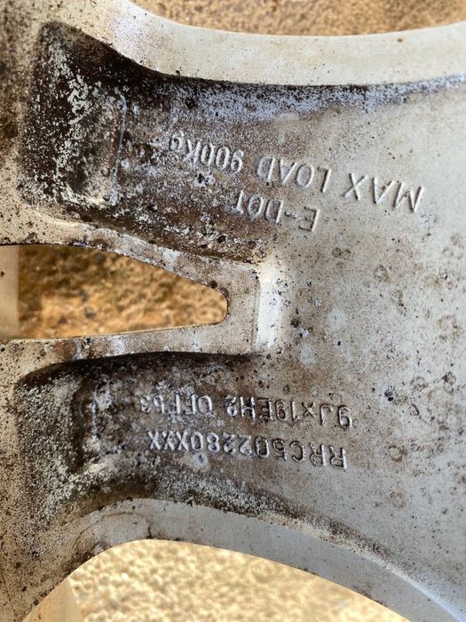 Диски на Land Rover або BMW X5