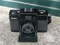 Câmara analógica Ricoh FF1