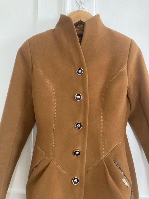 Продам осіннє пальтечко.