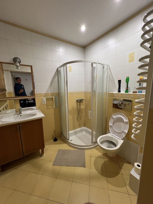 Dom dla 15-30 pracownikow Kraków Bronowice