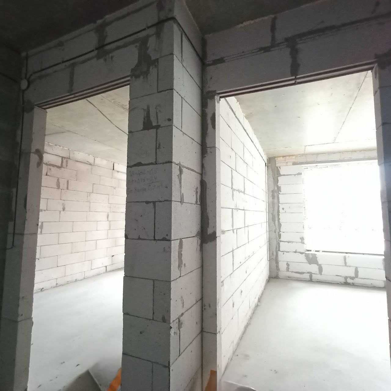 Продаж 1к квартири 52 кв. м на вул. Привокзальна