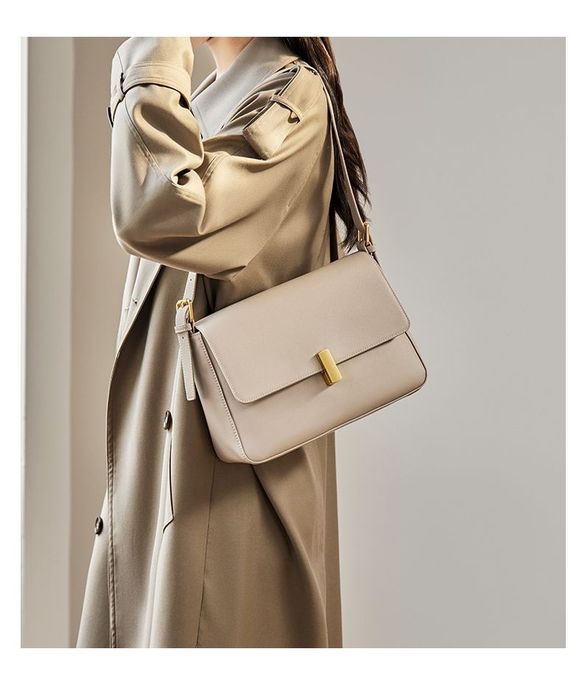 Шкіряна бежева сумка , натуральна шкіра