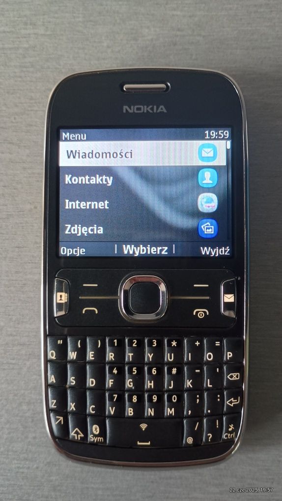Nokia Asha 302 nie używany