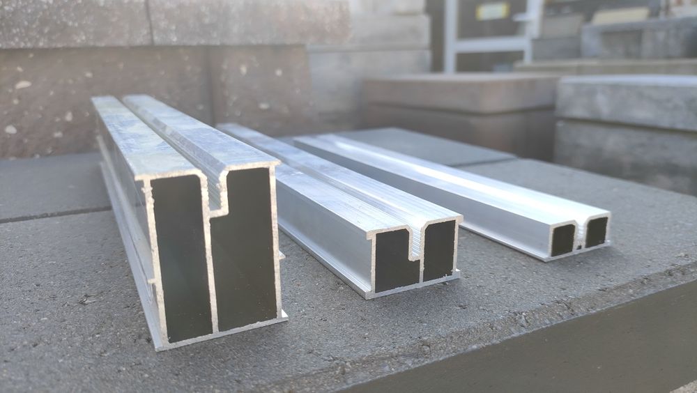 Legary aluminiowe legar pod taras podwieszany pod wsporniki kompozyt