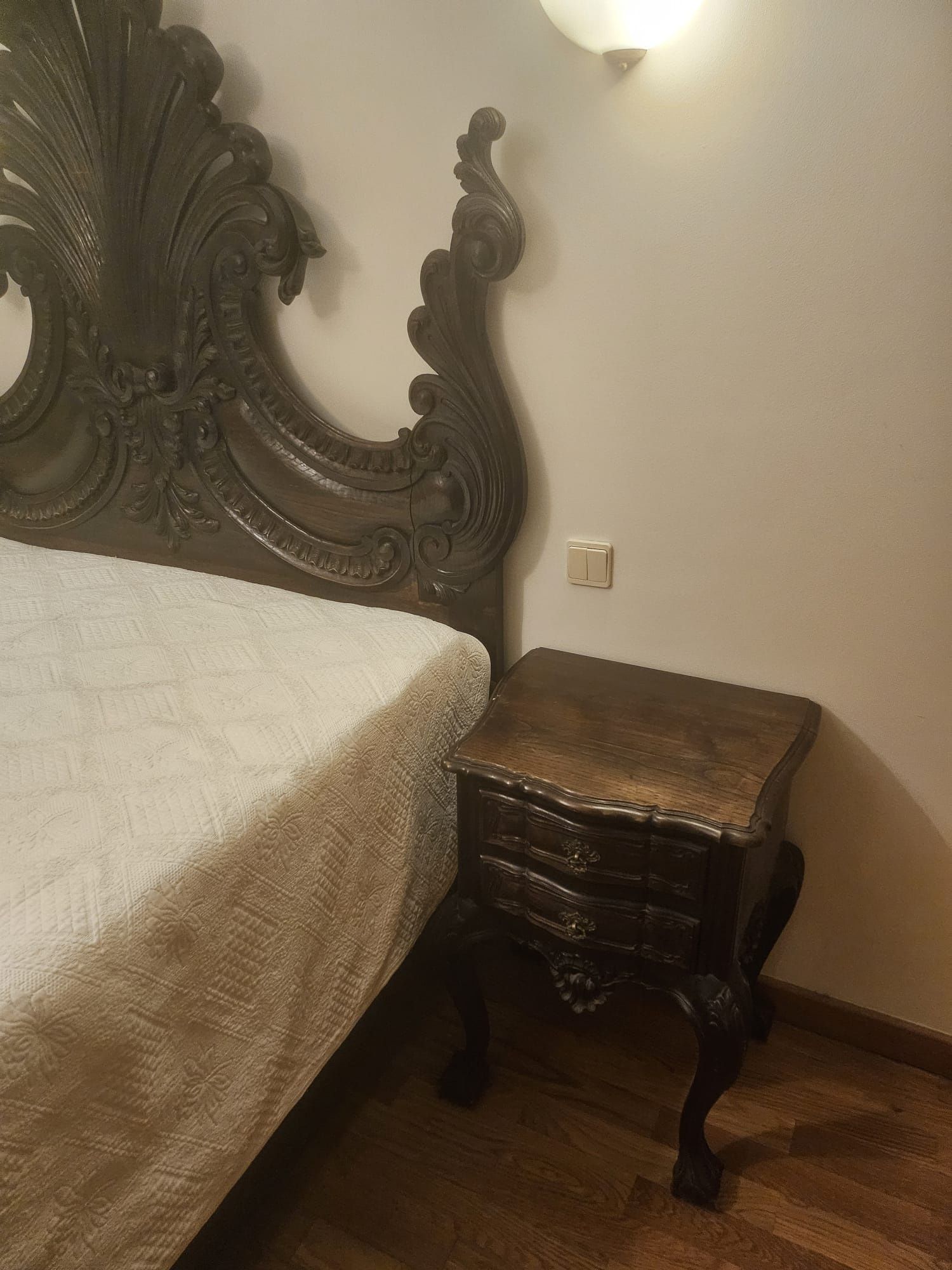 Cama casal madeira maciça
