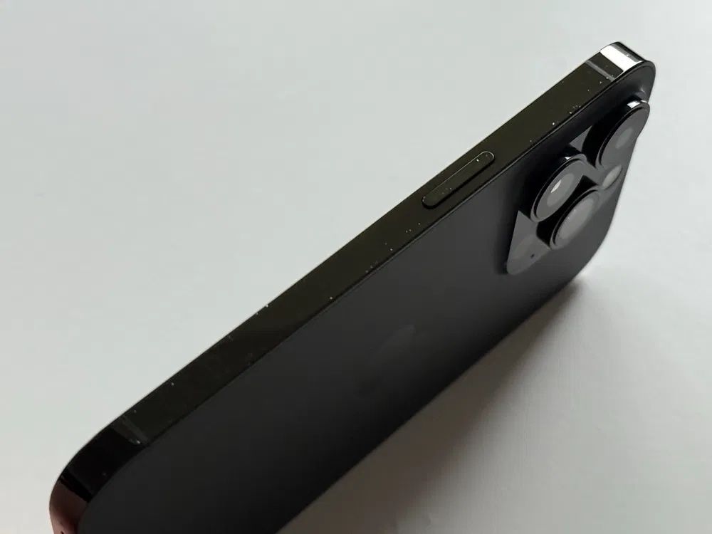 Iphone 14 pro 128gb. Батарея 88% не вскривався!