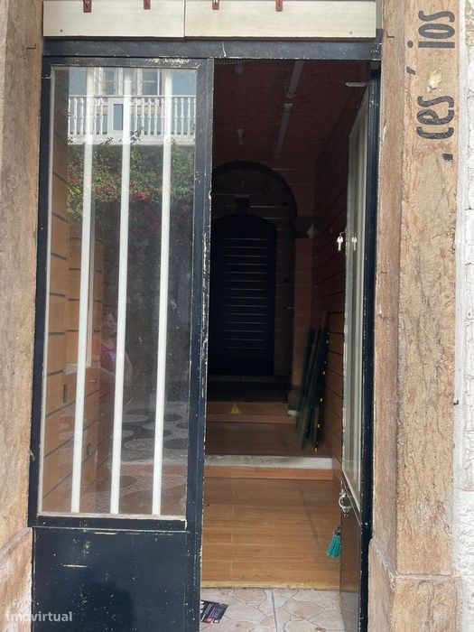 Aluga-se loja – Cascais (centro histórico)