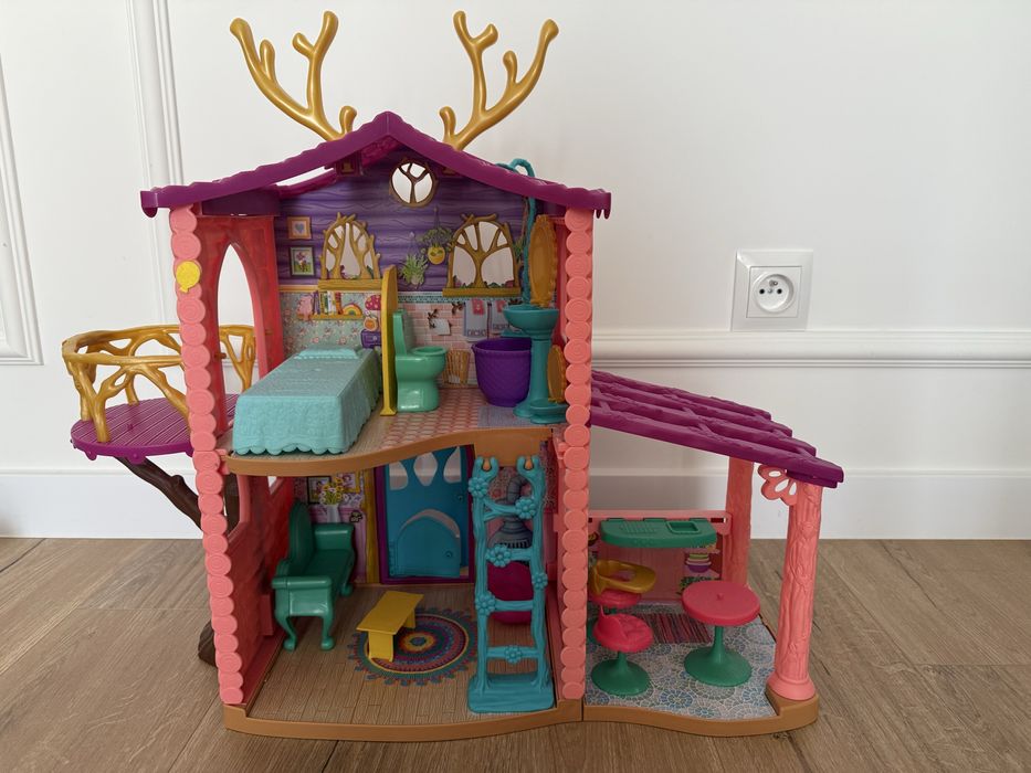 Duży domek Enchantimals