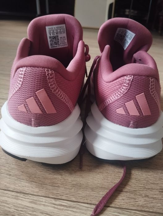 Adidasy R 40ciemnybpudrowy róż
