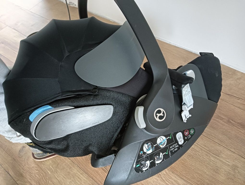 Cybex Cloud Z i-size  z bazą 360