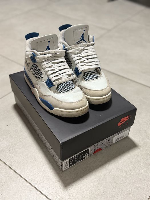 Air Jordan 4 Military Blue