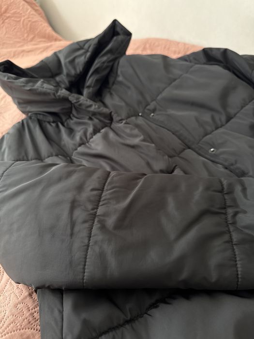 Куртка демі М стан чудовий