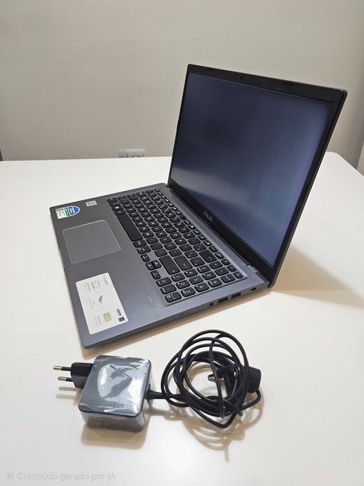 VENDO Notebook Asus X515J -  256gb 8gb de RAM (ecrã avariado)