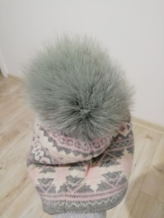 Шапка зимняя на девочку
