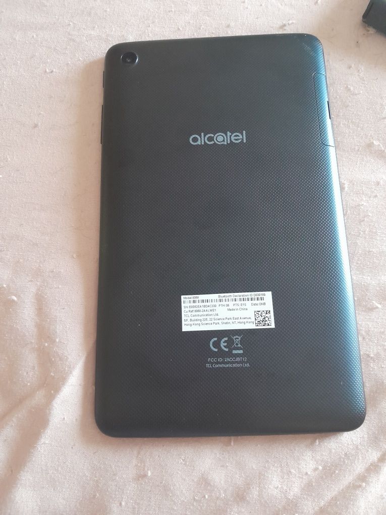 Tablet Alcatel em ótimas condições