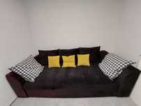 sofa Royal IV rozkładana z pojemnikiem welurowa czarna Black Red White