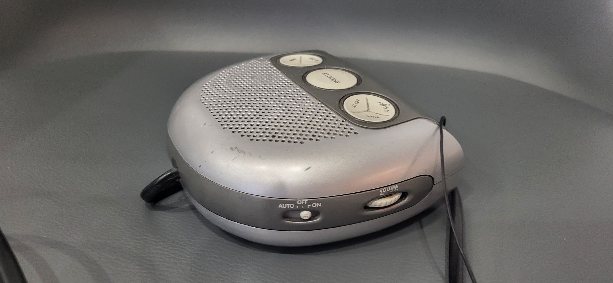 Radiobudzik DENVER