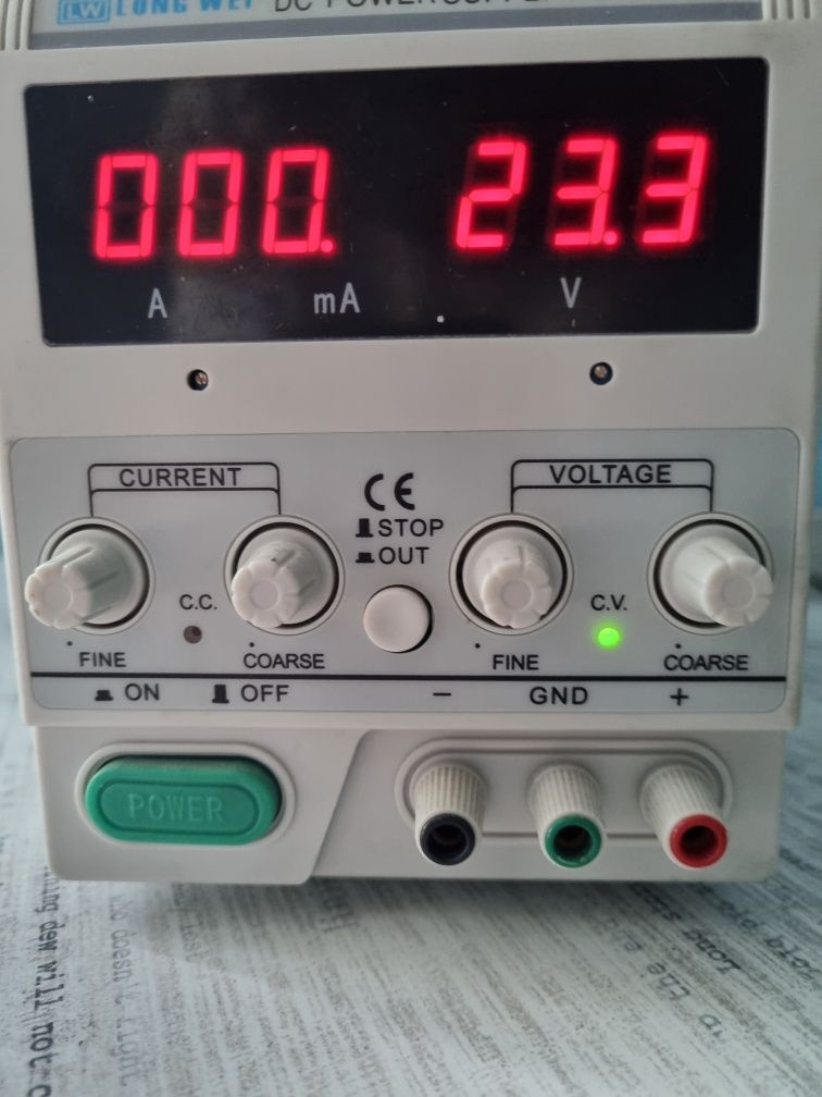 Zasilacz laboratoryjny 30V 5A