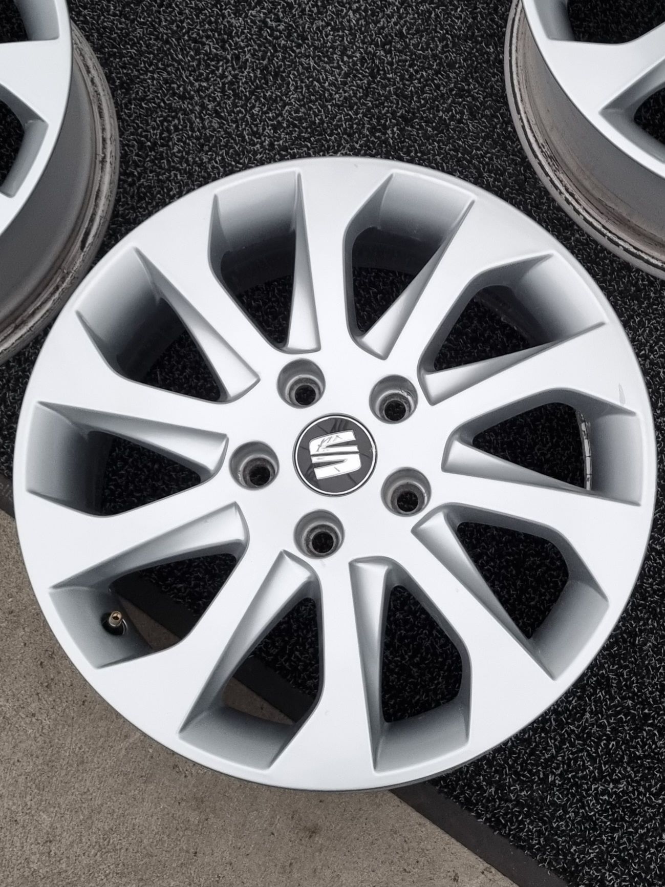 Felgi Alu 16" Seat Leon III II Altea Ateca Toledo III 5x112 Oryginalne