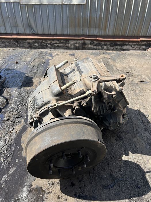 Роздавальна коробка (роздатка) Урал